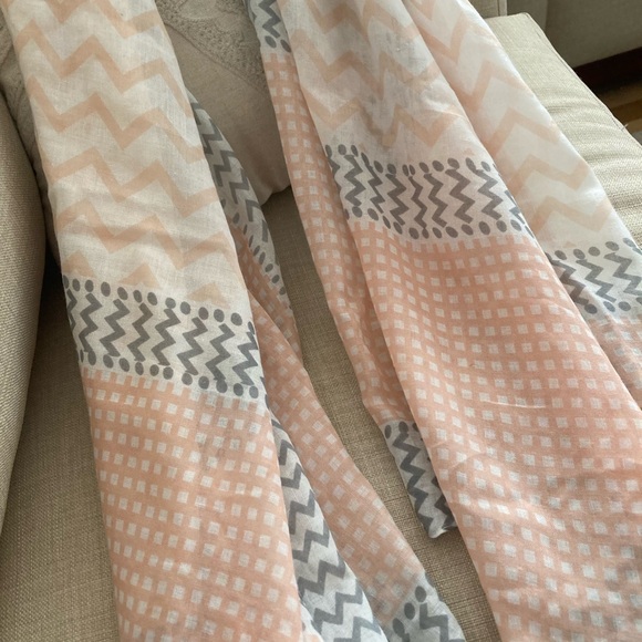 Brand new Bohemian long scarf with tag - Picture 2 of 4